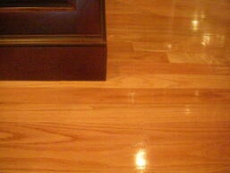 ktichen wood floor