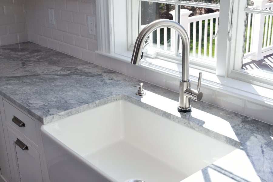 What are the different types of kitchen sinks