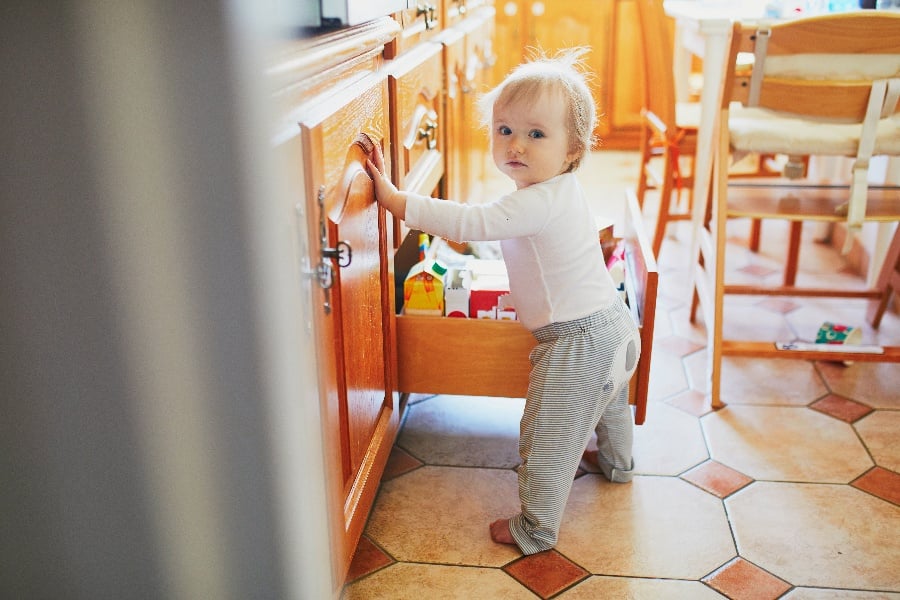 childproof kitchen