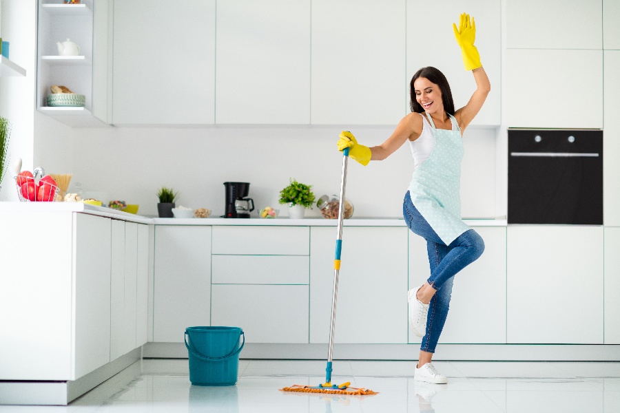 kitchen spring cleaning